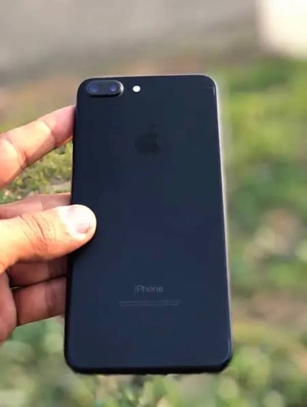 iPhone 7plus LLA Model 10/10 Condition Waterpack 128GB 2