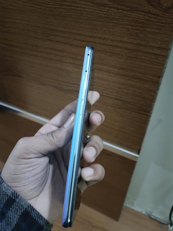 Oppo F15 1