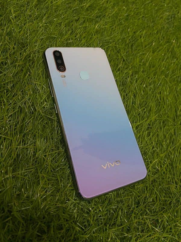 NEW PHONE VIVO Y17 4+128 2