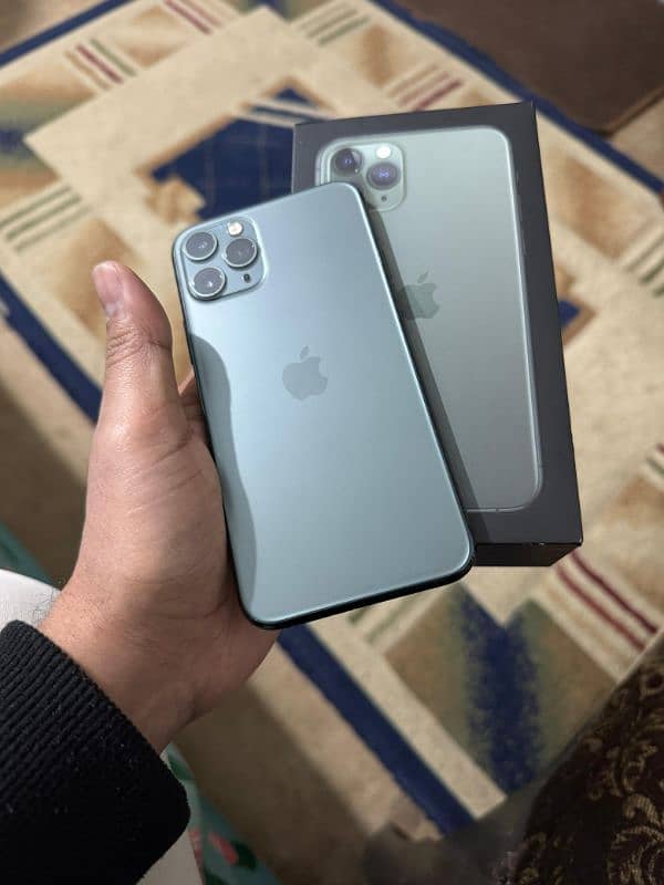 iphone 11pro 256gb with box 0