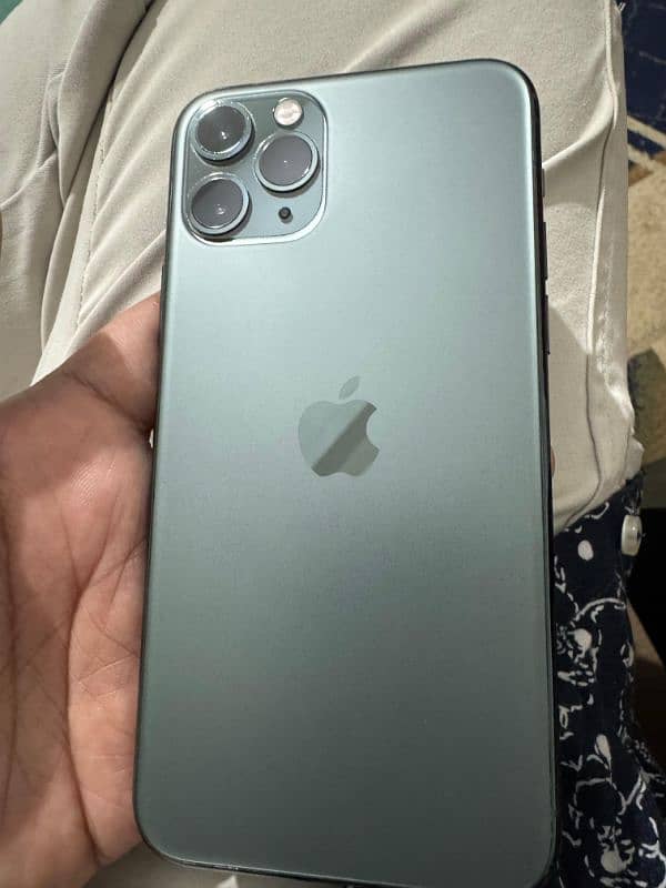 iphone 11pro 256gb with box 1