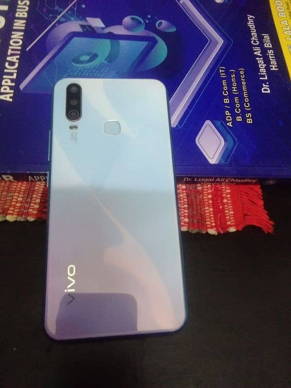 10 by 10 condition vivo y17  lush push phone 3