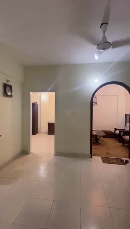 2nd Floor 3 Bed DD Flat For Sale In Gulshan-e-Iqbal Block 1 0