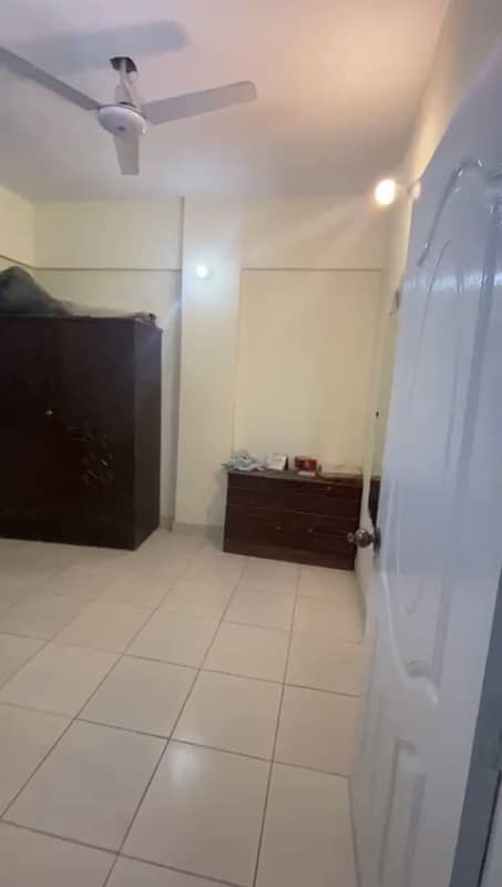 2nd Floor 3 Bed DD Flat For Sale In Gulshan-e-Iqbal Block 1 9