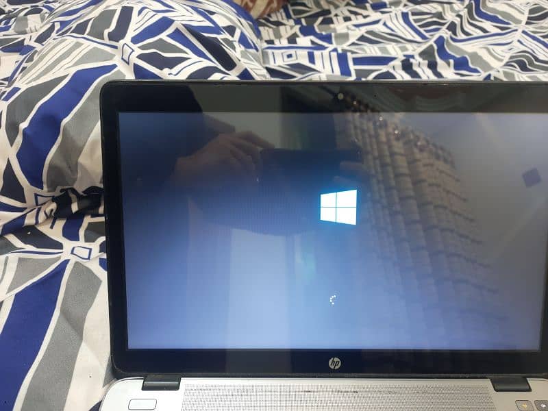 Hp Elite book 840 touch screen 4