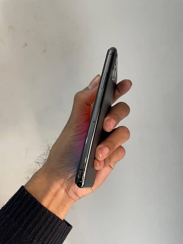 iPhone 11Pro 2