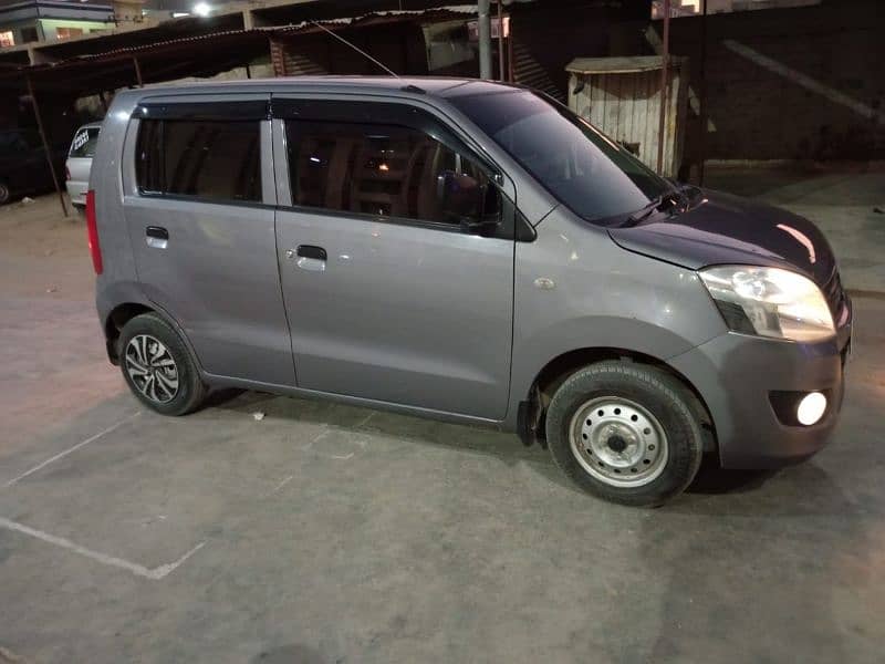 Suzuki Wagon R 2018 1