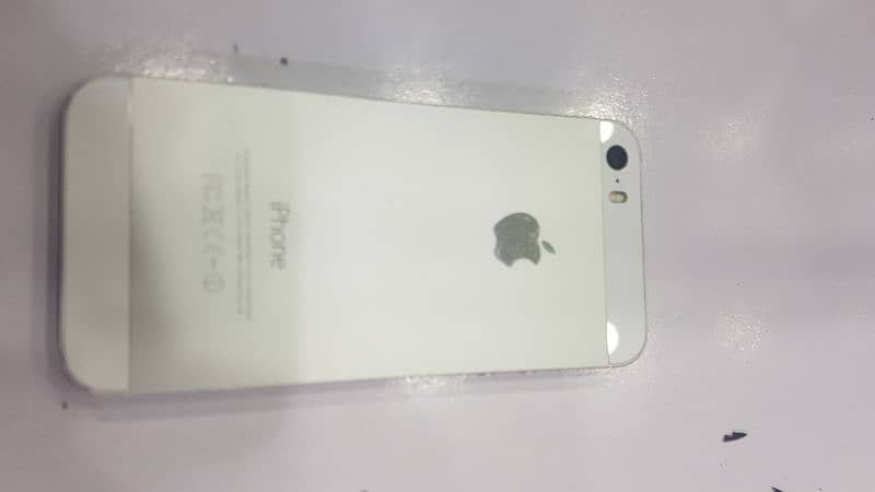 iphone 5s 32 GB bypass simple but pta approved phone 2