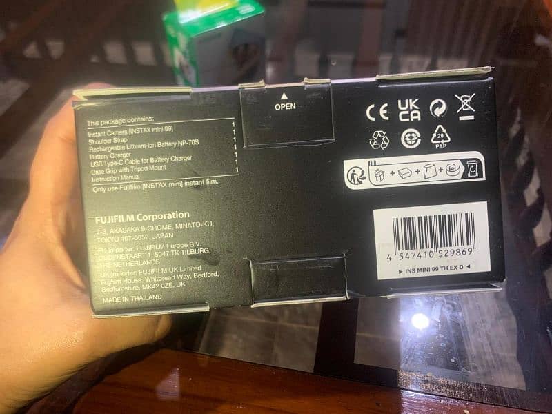 Brand new fujifilm instant camera with 20 sheets (free) 6