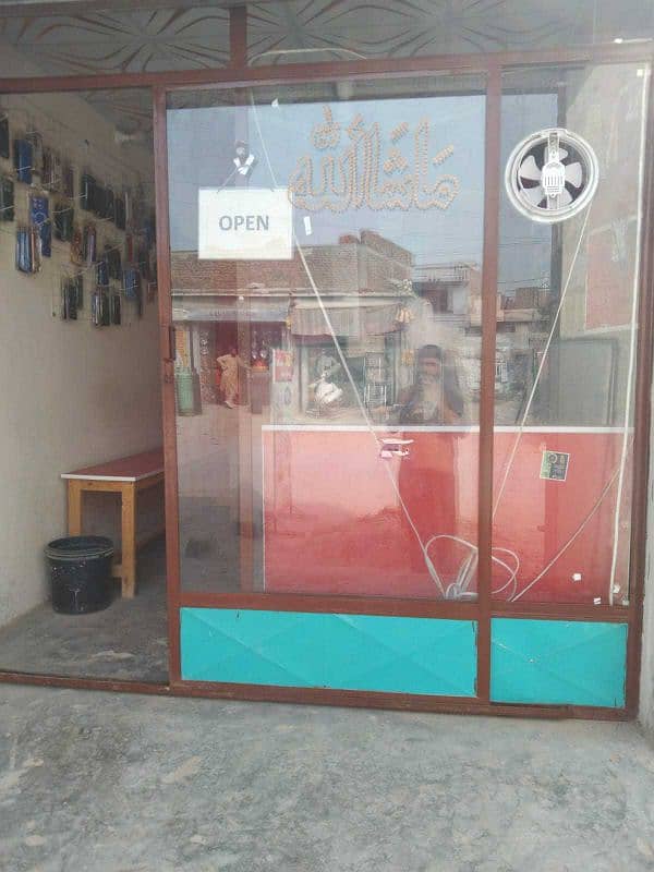 Mobile Shop for sale With repairing instruments 5