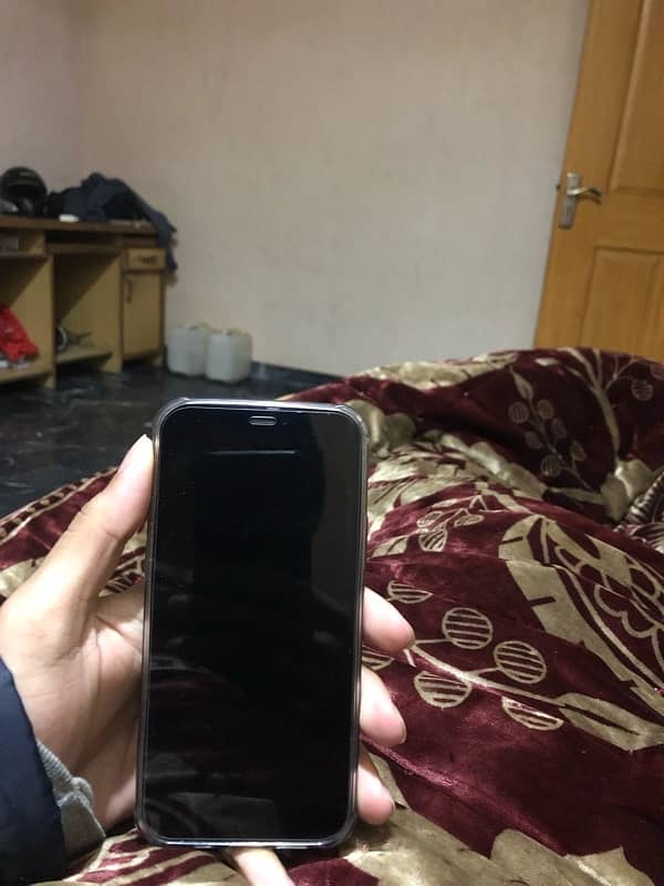 IPHONE 12 pta approved 128gb 8