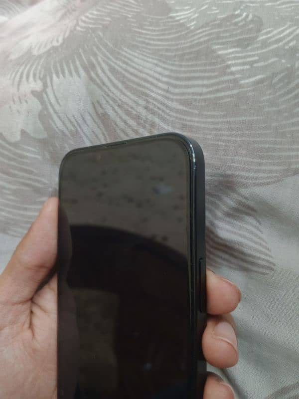 iphone 13 factory unlocked non pta (uk model) 3