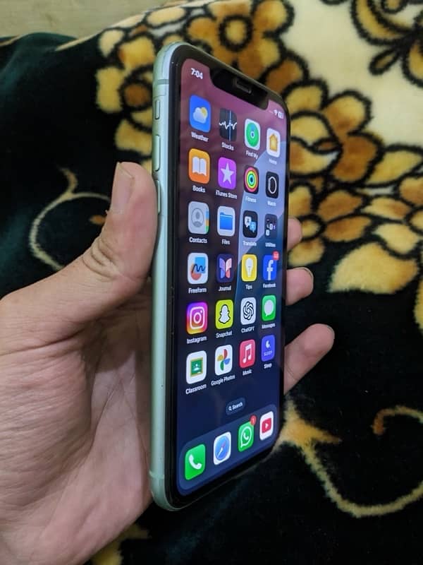 iphone 11 Jv 64gb water packed 10/10 condition 5