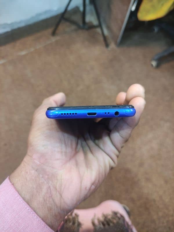 realme c2 2GB RAM 16Gb memory 3