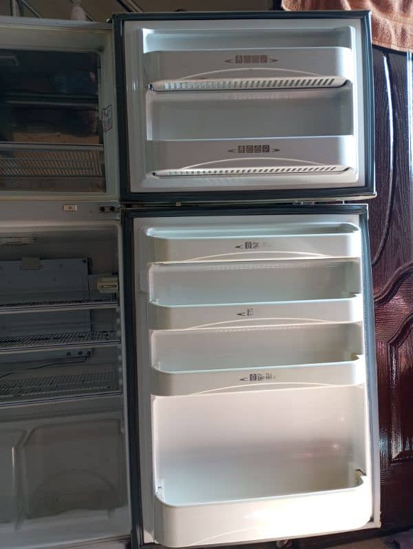 Dawlance Used Fridge For Sale 2