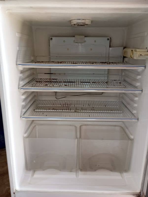 Dawlance Used Fridge For Sale 3