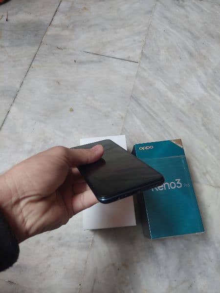 oppo reno 3 pro 8gb rame 256 rome 9