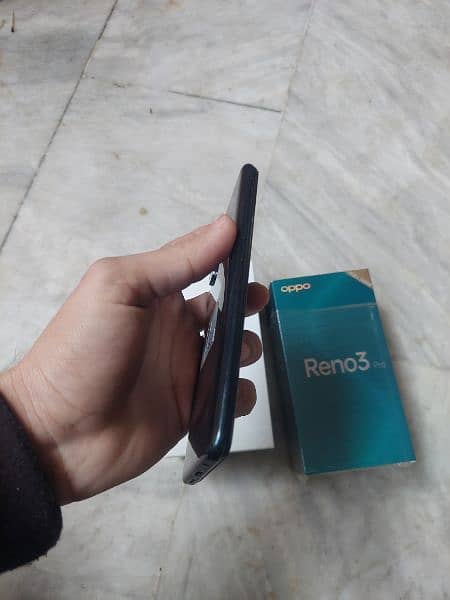 oppo reno 3 pro 8gb rame 256 rome 11