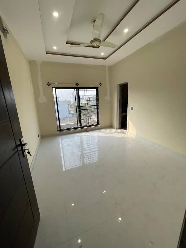 5 MARLA DOUBLE UNIT HOUSE AVAILABLE FOR RENT 3