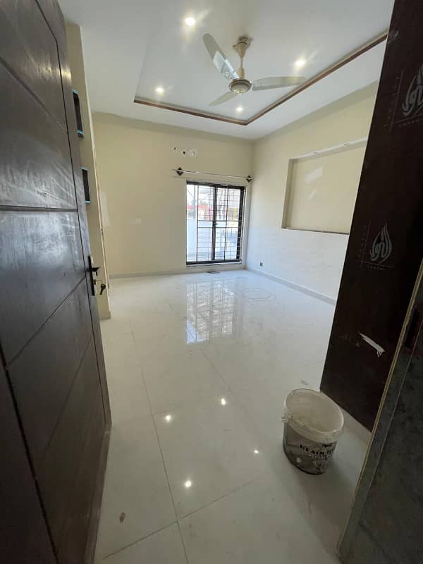 5 MARLA DOUBLE UNIT HOUSE AVAILABLE FOR RENT 5