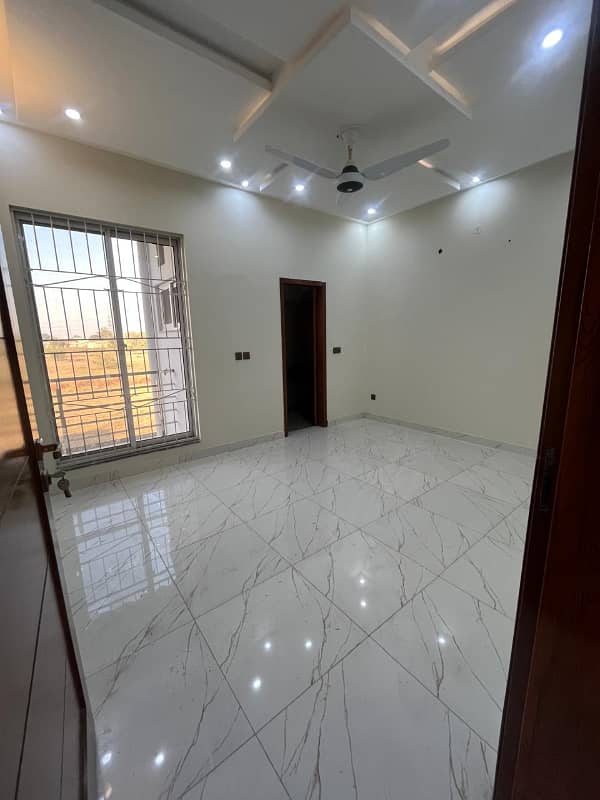 5 MARLA DOUBLE UNIT HOUSE AVAILABLE FOR RENT 18