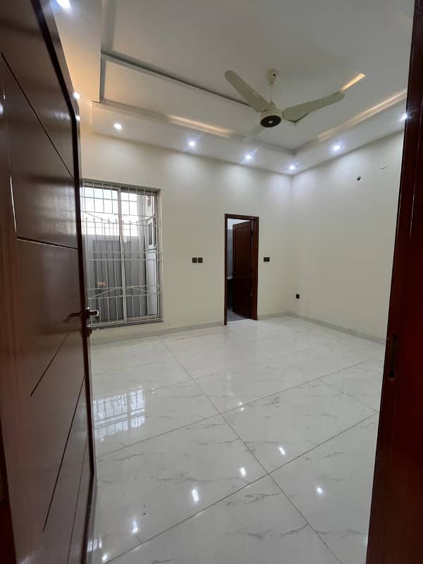 5 MARLA DOUBLE UNIT HOUSE AVAILABLE FOR RENT 22