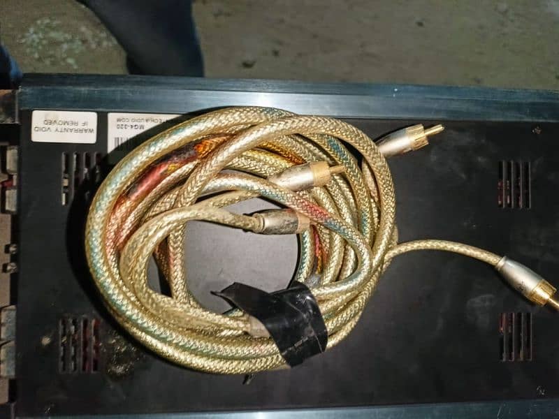 amp & led panel with all cables 1