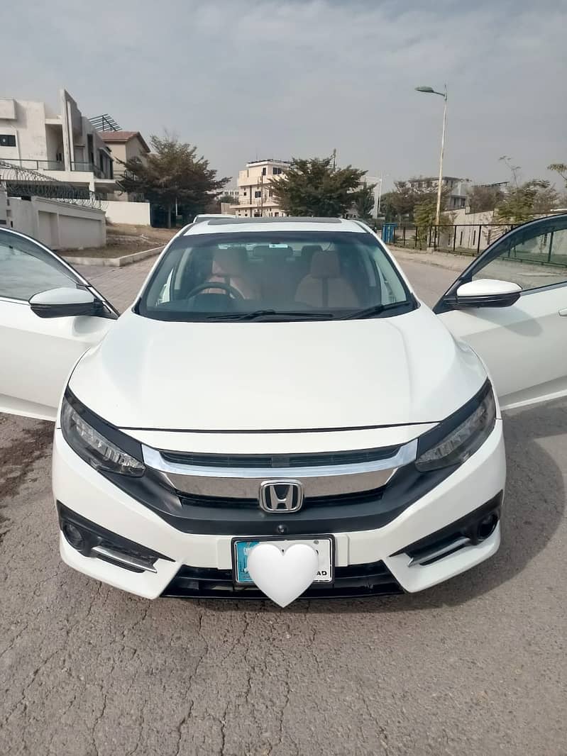 Honda Civic Prosmatic  2016 Model 1.8 Top of Line Variant Full Option 4