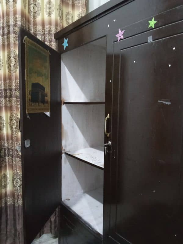 cupboard in good condition 2