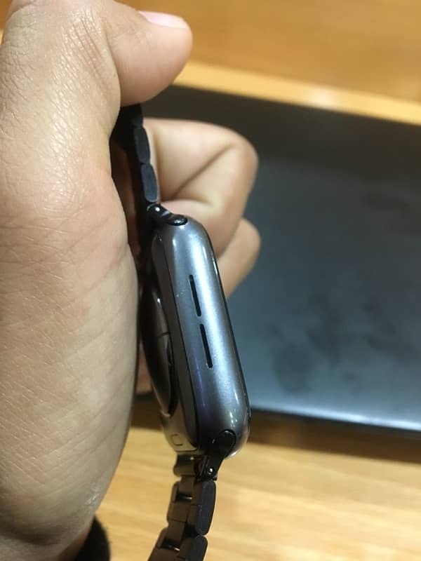 apple series 4 44mm 3