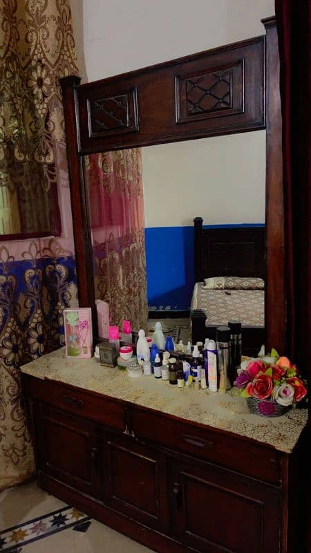 Dressing Table for sale 1