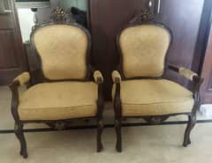 Beautiful Sheesham room chairs for sale, Excellent condition