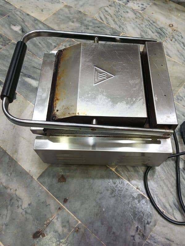 Restaurant equipment for sale in Karachi 18