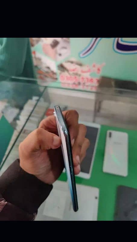 oppo f15.8/128 Approved 03147412264 5