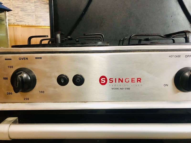 singer oven almost new 2