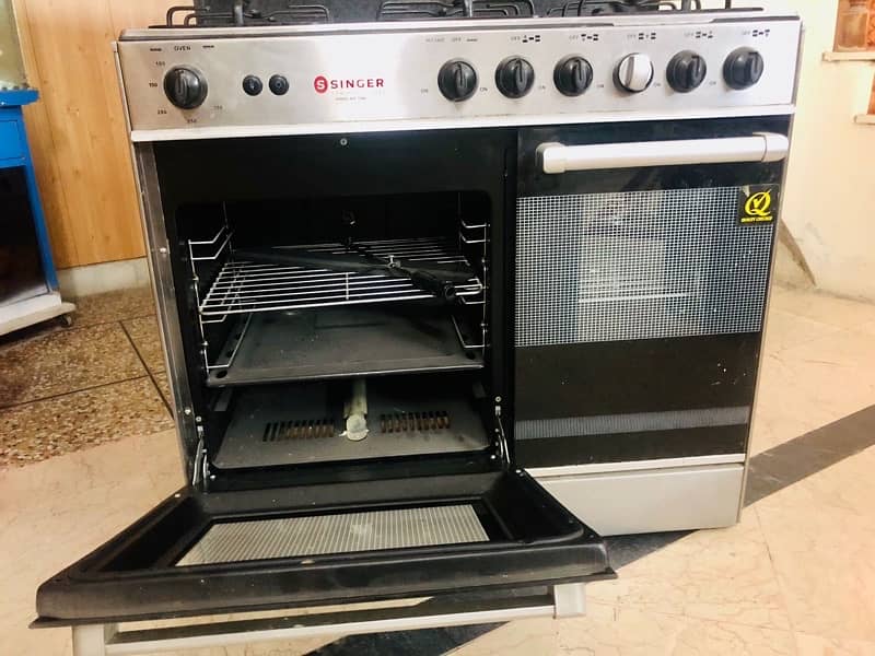 singer oven almost new 4