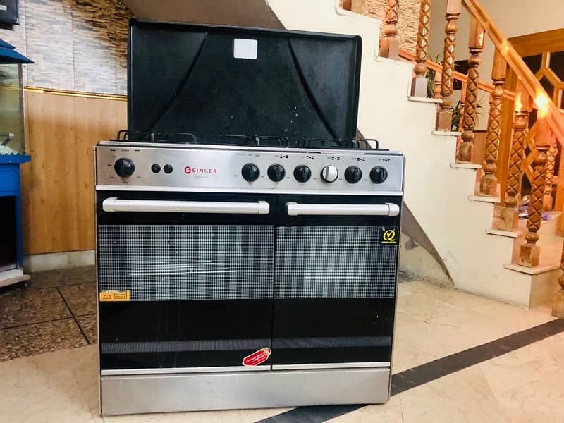 singer oven almost new 6