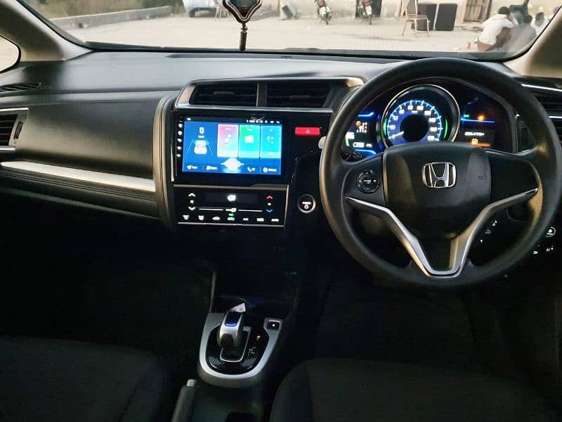 Honda Fit 2018 total genuine 6