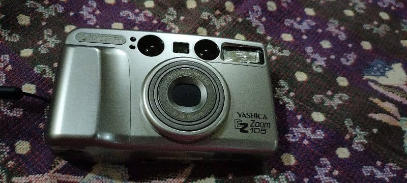 vintage camera 0