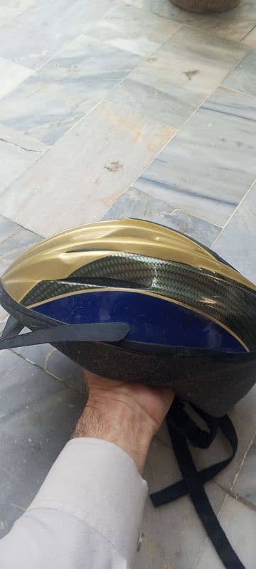 Bicycle helmet 4