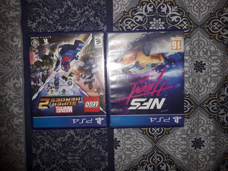 PS4 NFS Heat And Lego Marvel SuperHeroes 2 CD 0