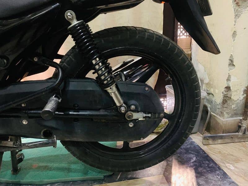 Yamaha YBR 125G 03010387314 WhatsApp 4