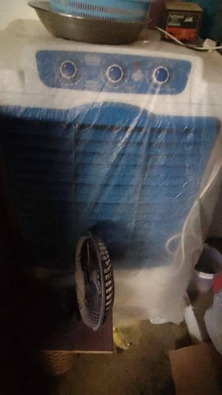 air cooler only 6 months use 9/10 condition 0