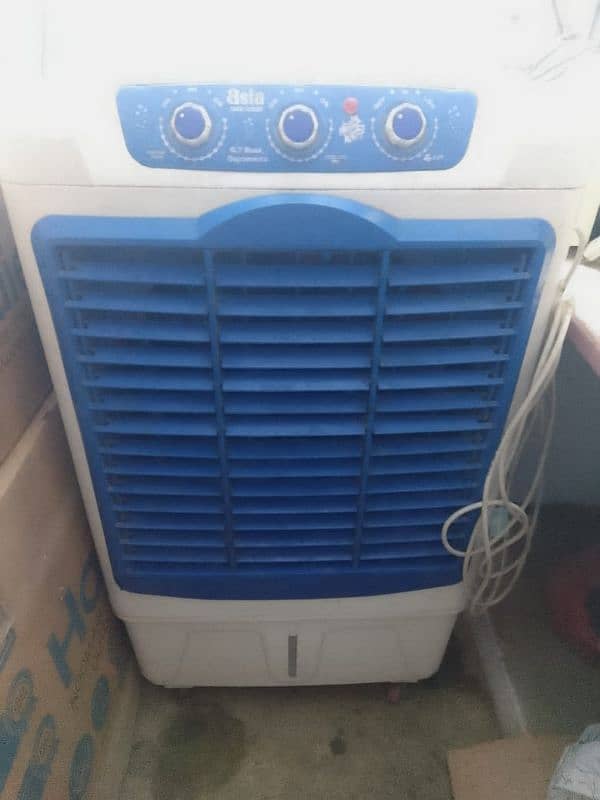 air cooler only 6 months use 9/10 condition 2