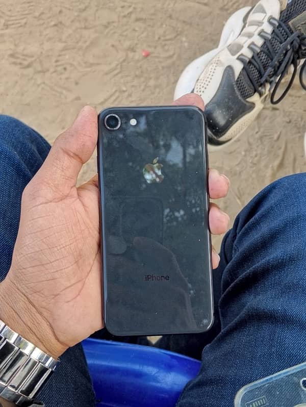 iphone 8, 64gb non pta all ok 1