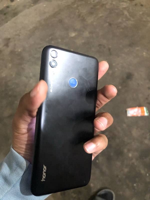 honor 8c 0