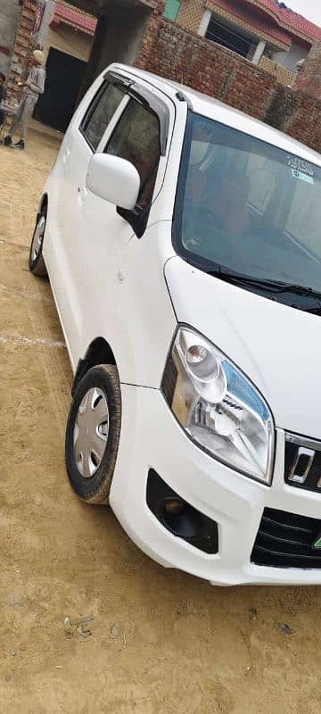 Suzuki Wagon R 2017 1