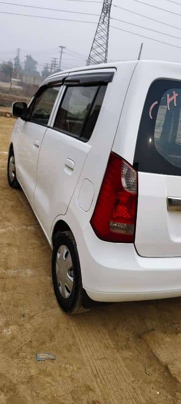 Suzuki Wagon R 2017 5