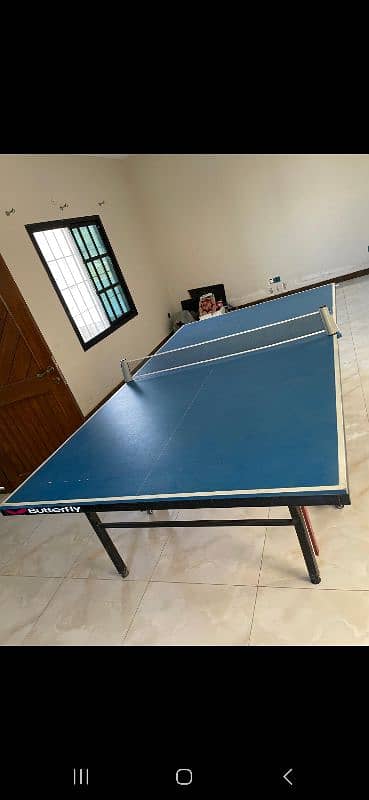 Slightly used Table Tennis table 4