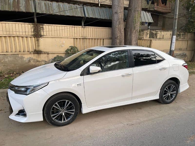 Toyota Altis Grande 2018 0